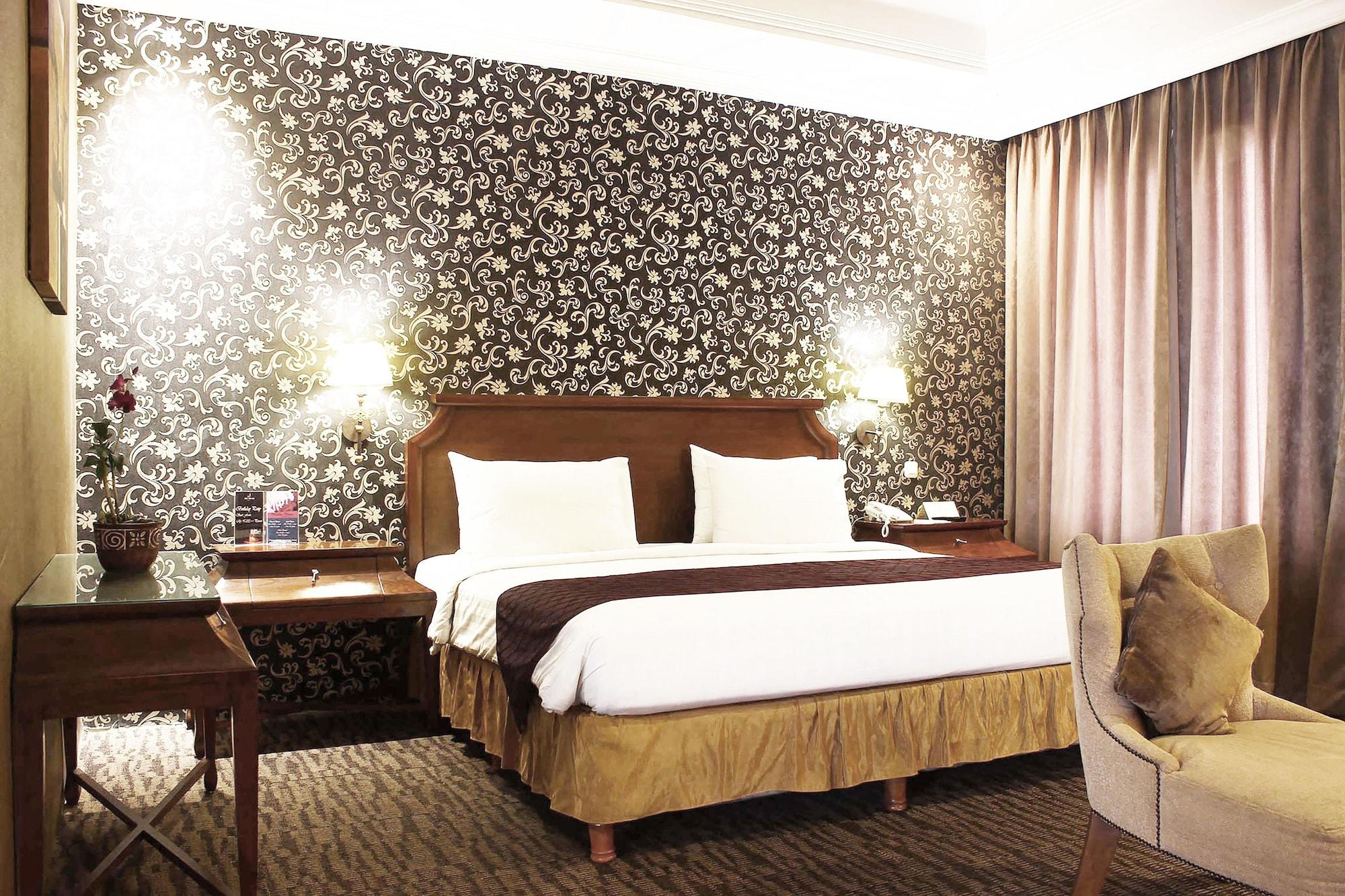 The Mirah Hotel