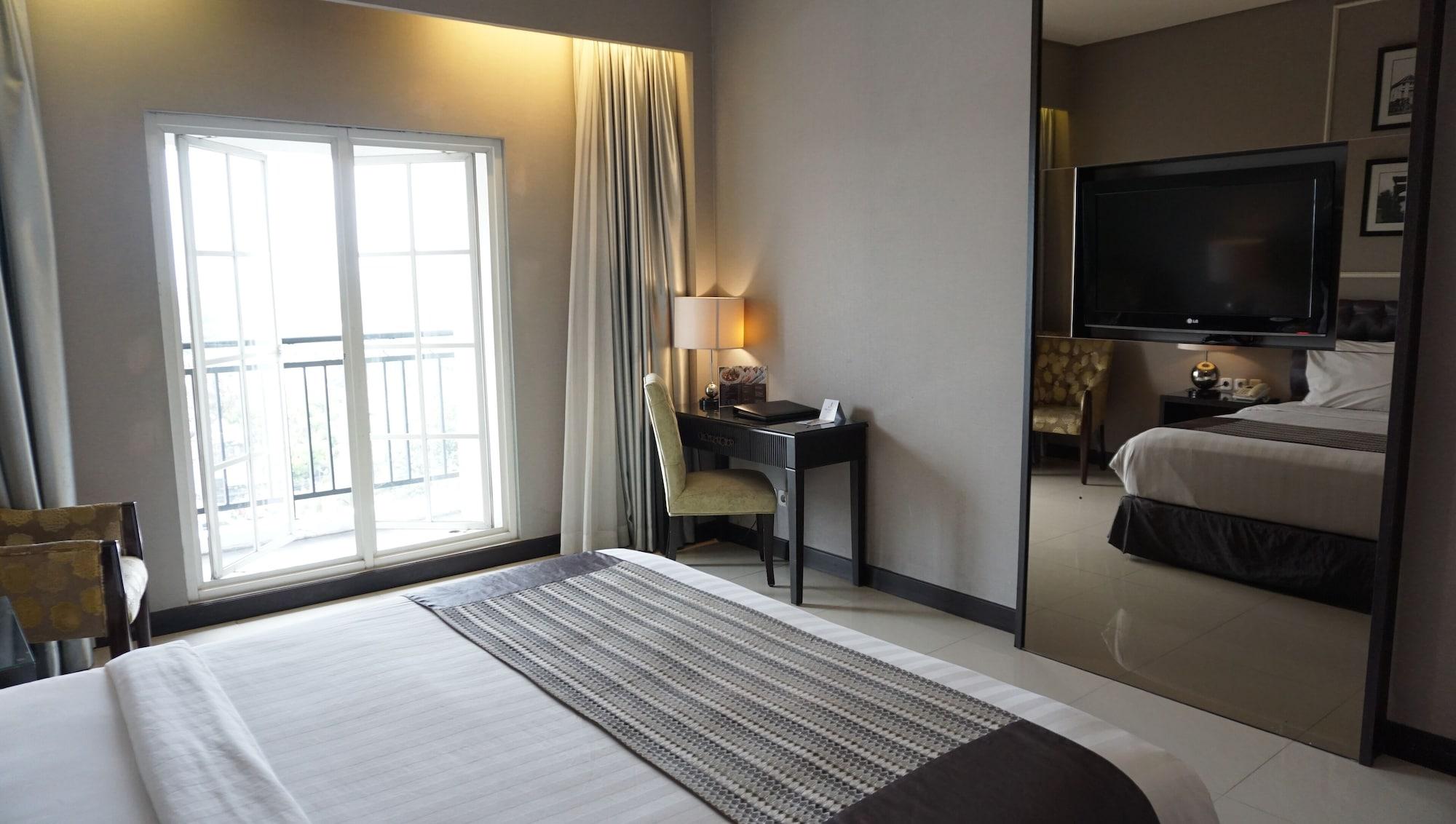 The Mirah Bogor