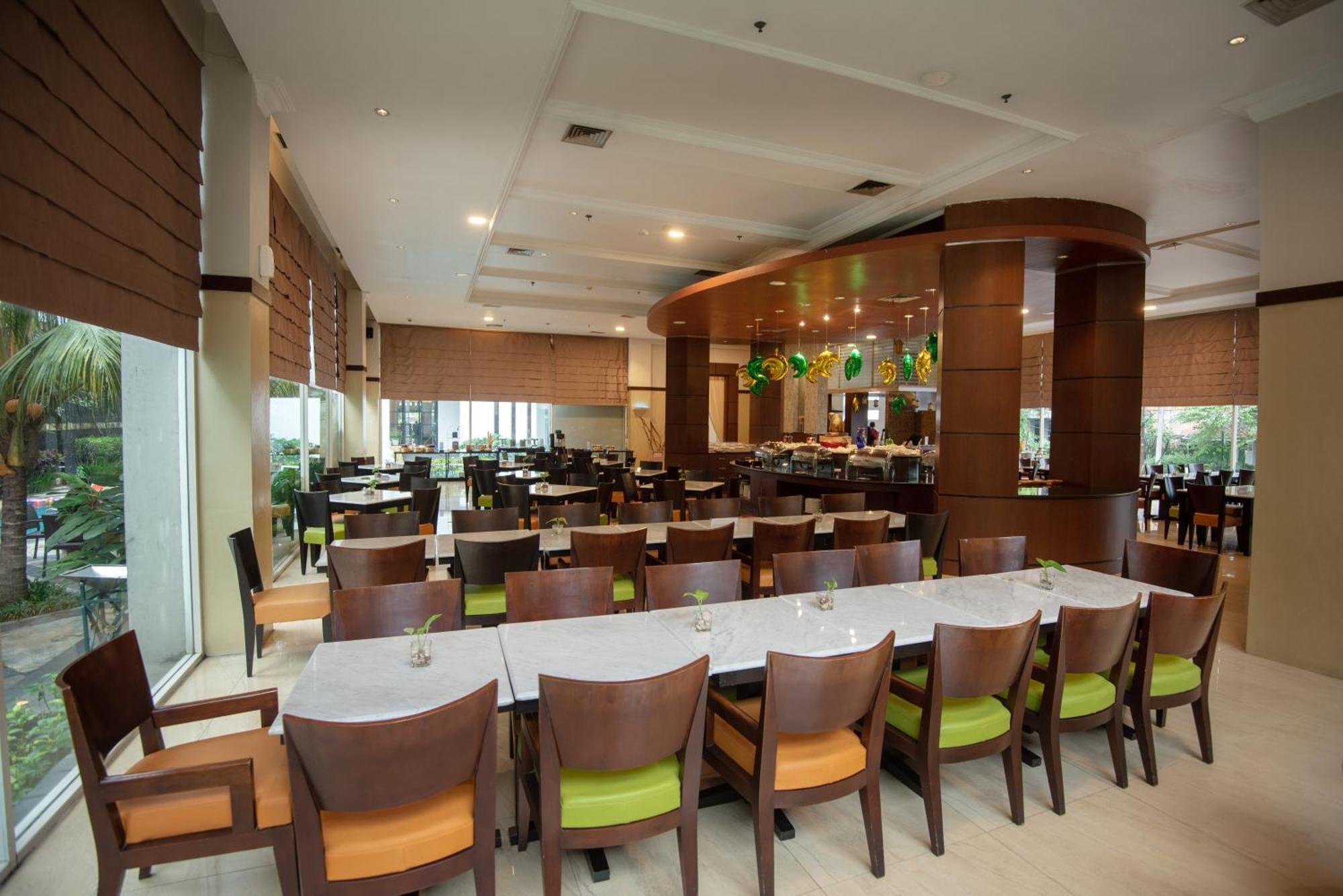 Hotel The Mirah 4*