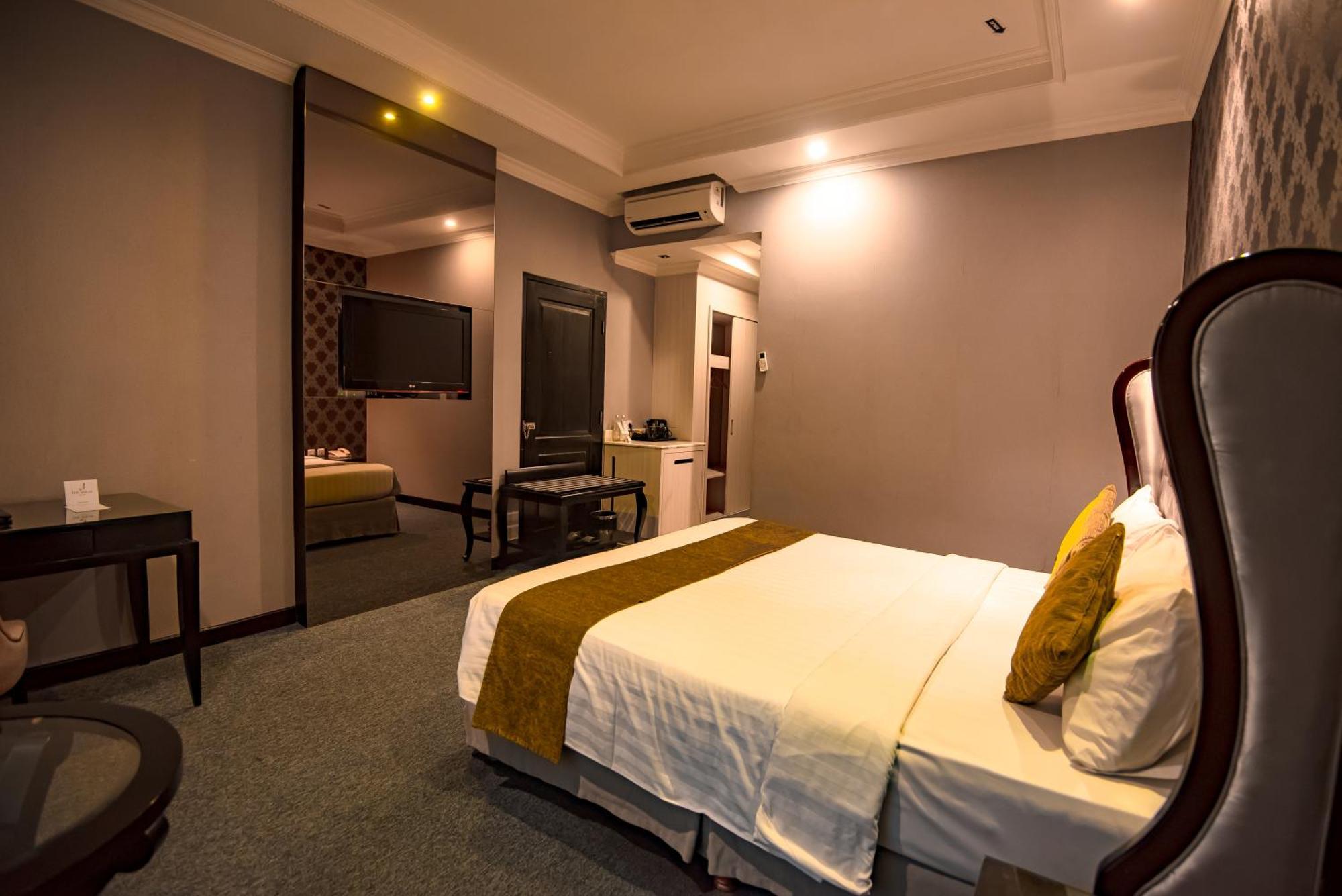 The Mirah Hotel 4*