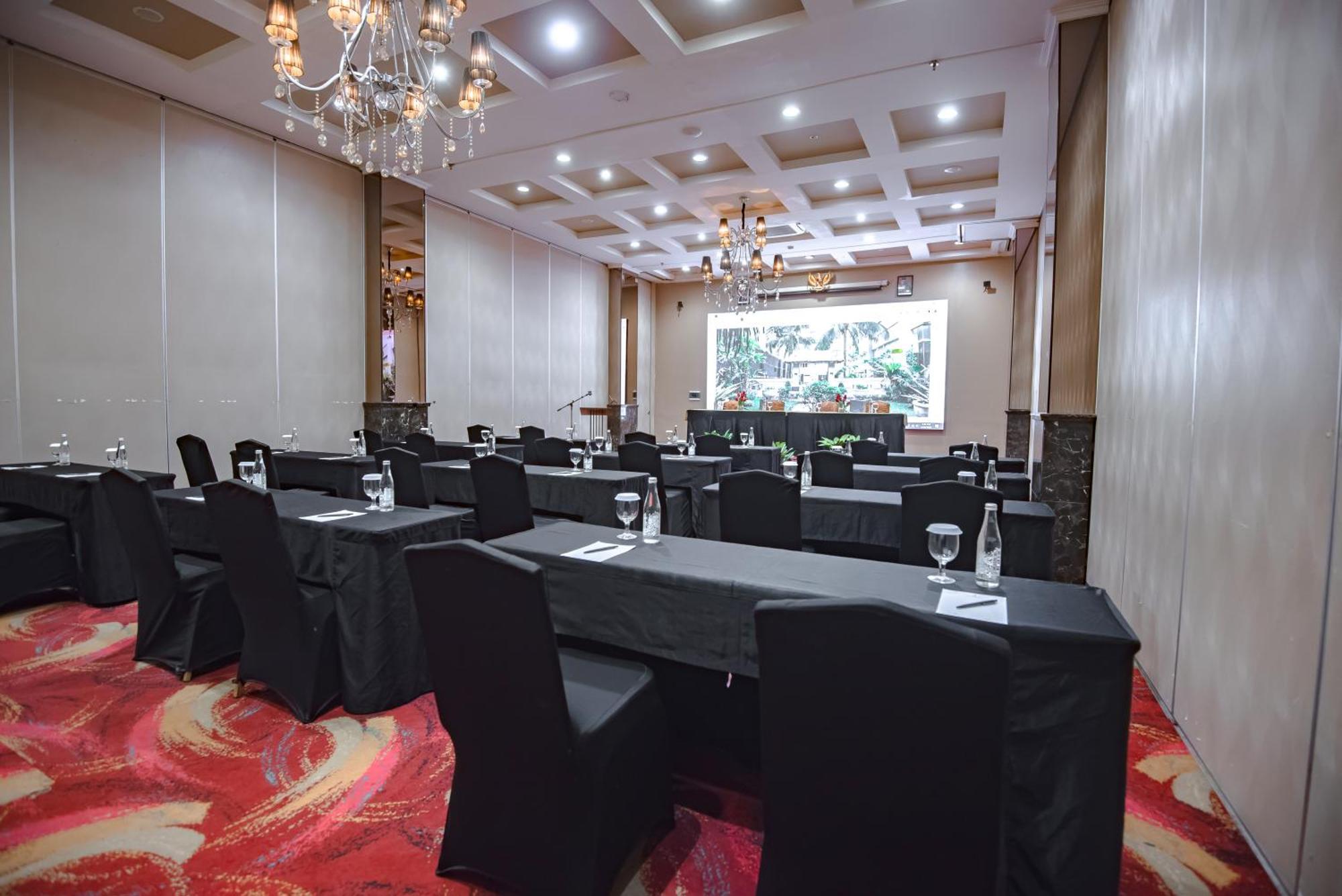 The Mirah Bogor