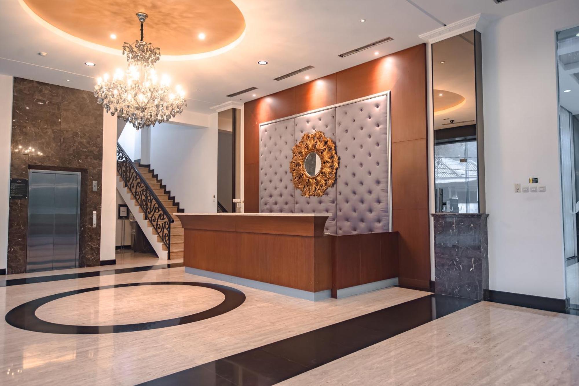 The Mirah Hotel