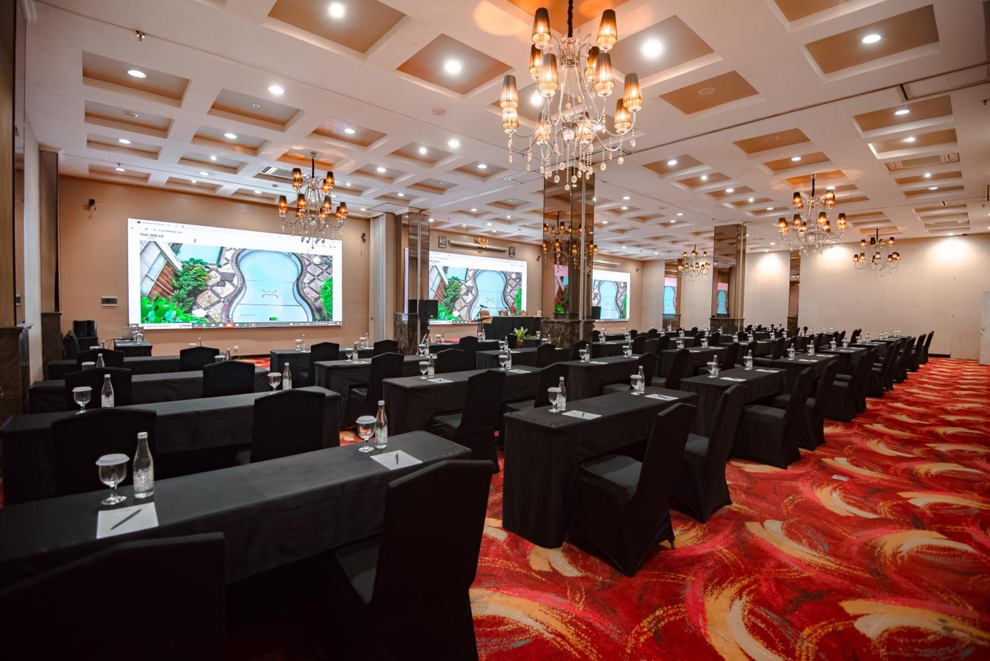 The Mirah Hotel