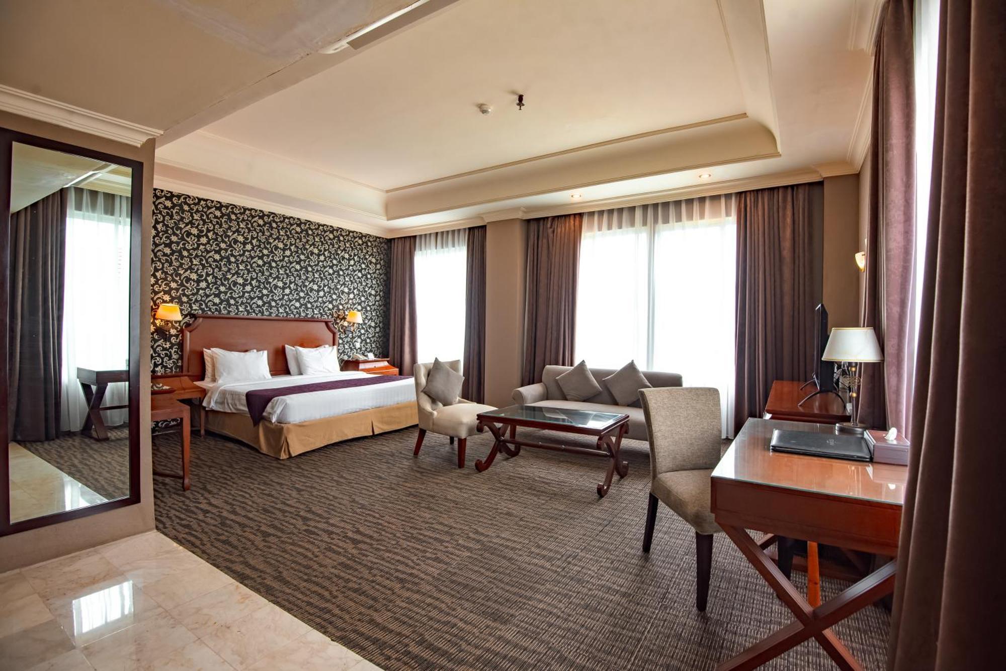 The Mirah Bogor